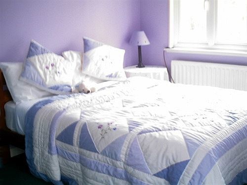 Linchens Bed And Breakfast Felbridge Esterno foto