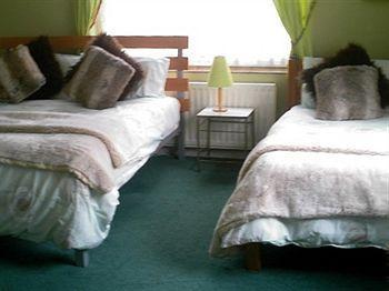 Linchens Bed And Breakfast Felbridge Esterno foto